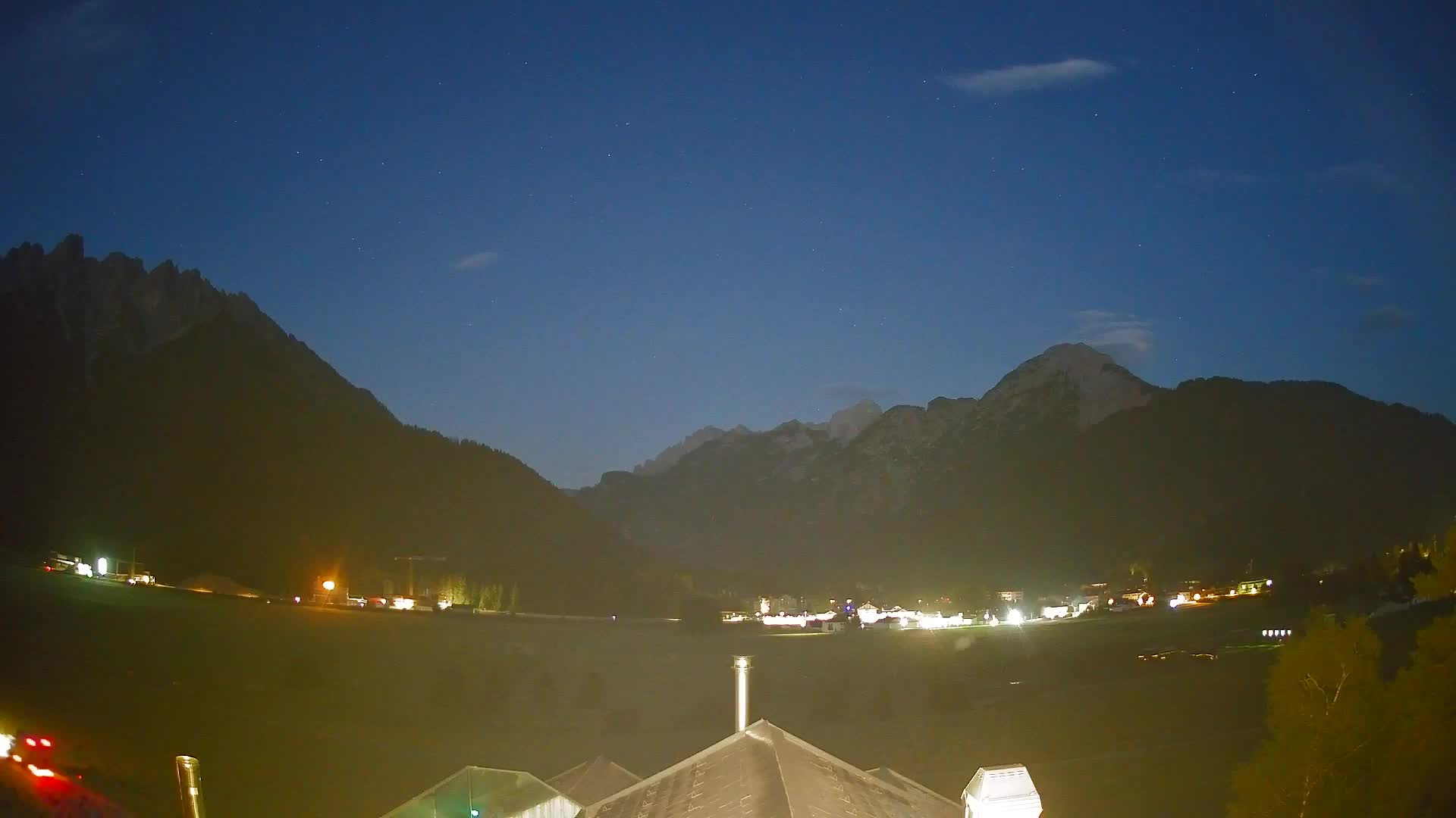 Webcam Toblach Dolomites – View from Hotel Rosengarten