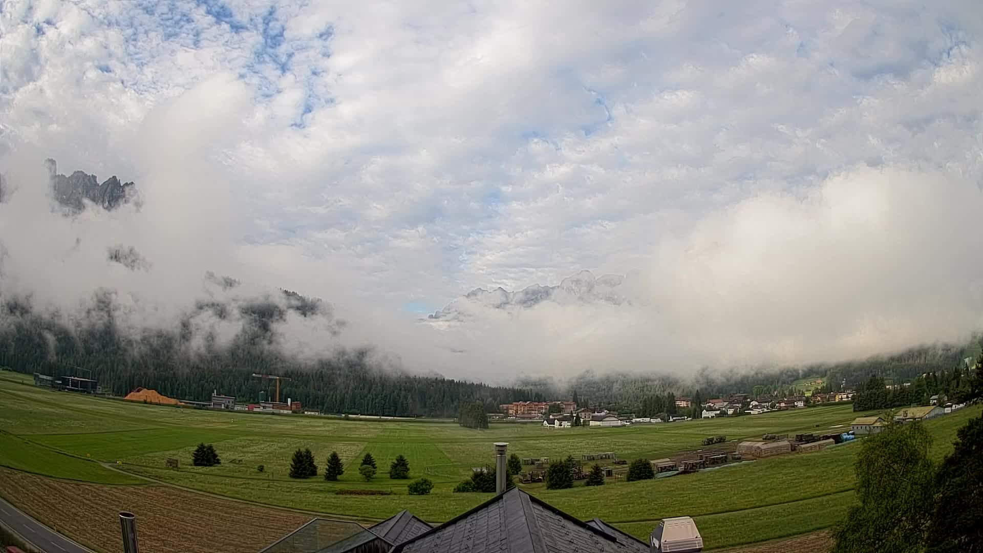 Webcam Dobbiaco Dolomiti – Vista dall’Hotel Rosengarten