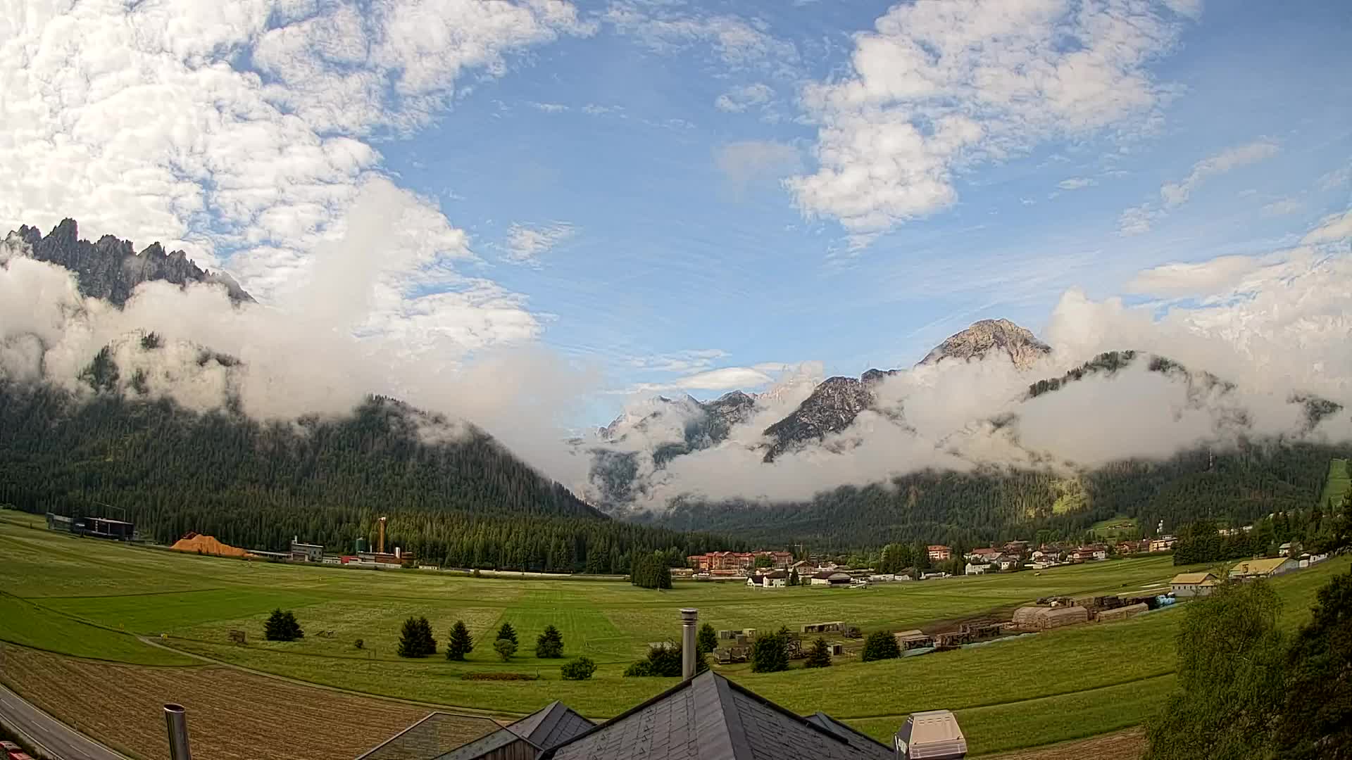 Webcam Dobbiaco Dolomiti – Vista dall’Hotel Rosengarten