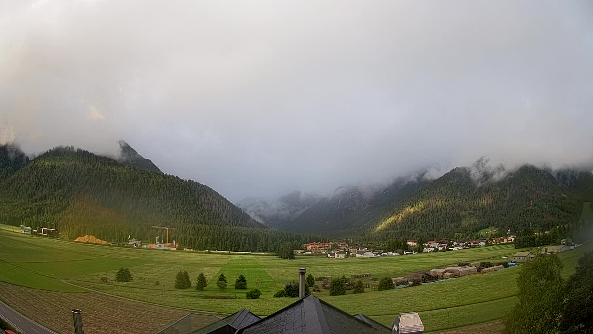 Webcam Dobbiaco Dolomiti – Vista dall’Hotel Rosengarten