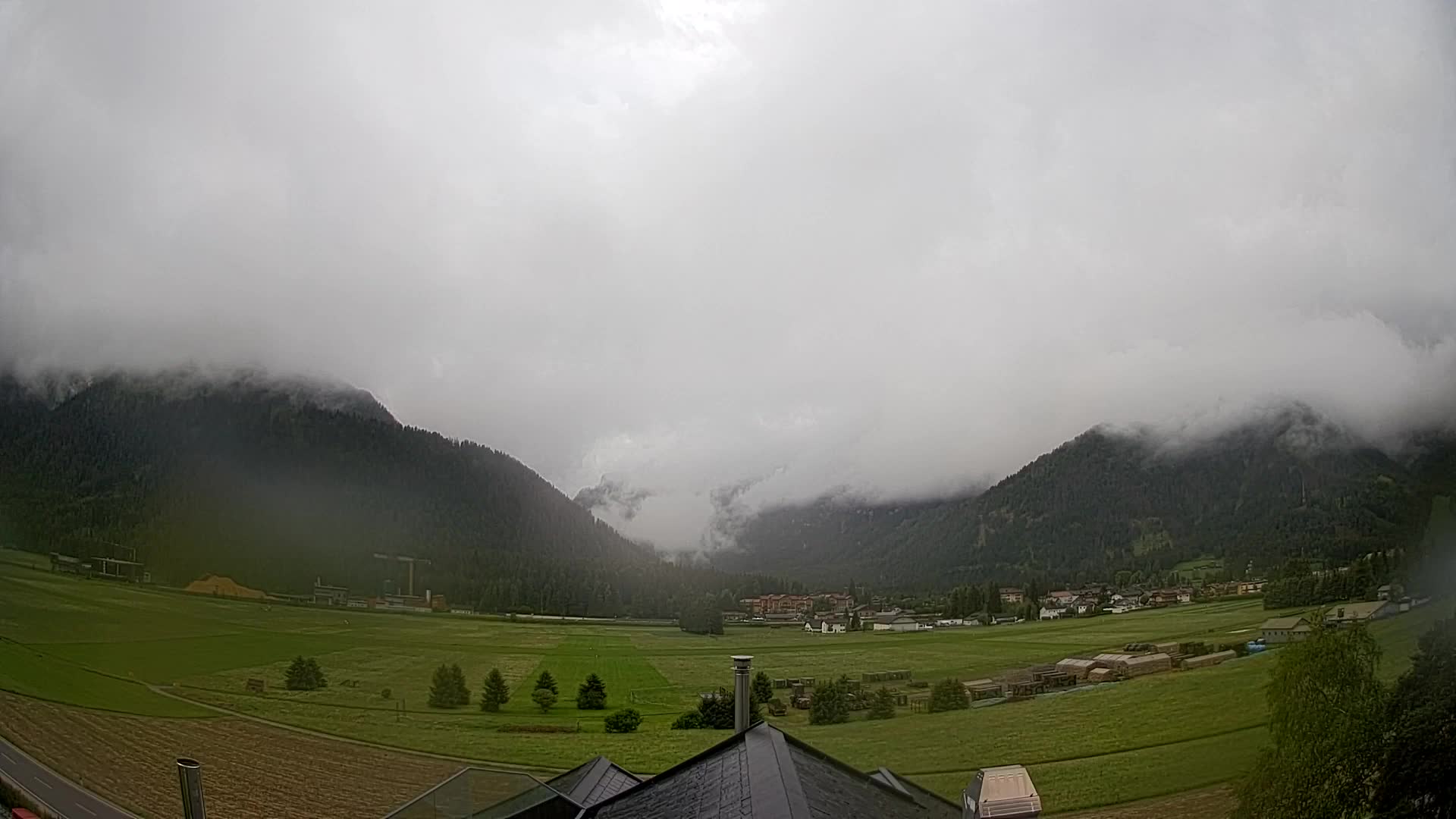 Webcam Toblach Dolomites – View from Hotel Rosengarten