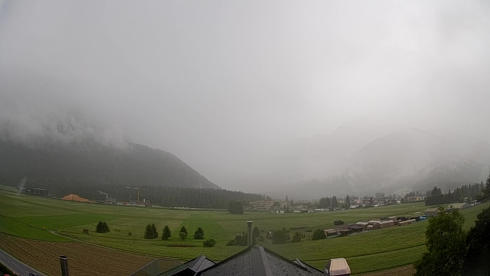 Webcam Toblach Dolomites – View from Hotel Rosengarten