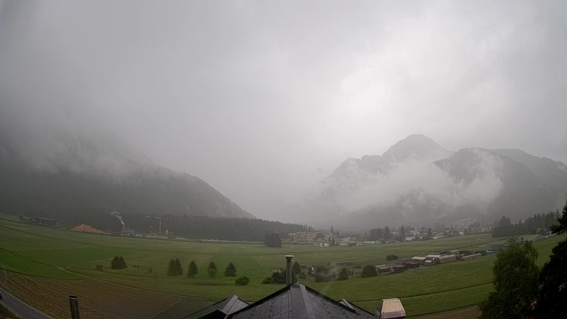 Webcam Toblach Dolomites – View from Hotel Rosengarten