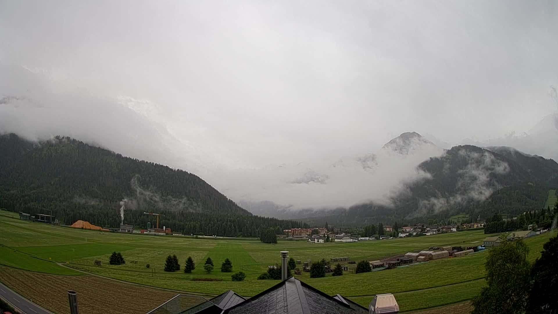 Webcam Toblach Dolomites – View from Hotel Rosengarten