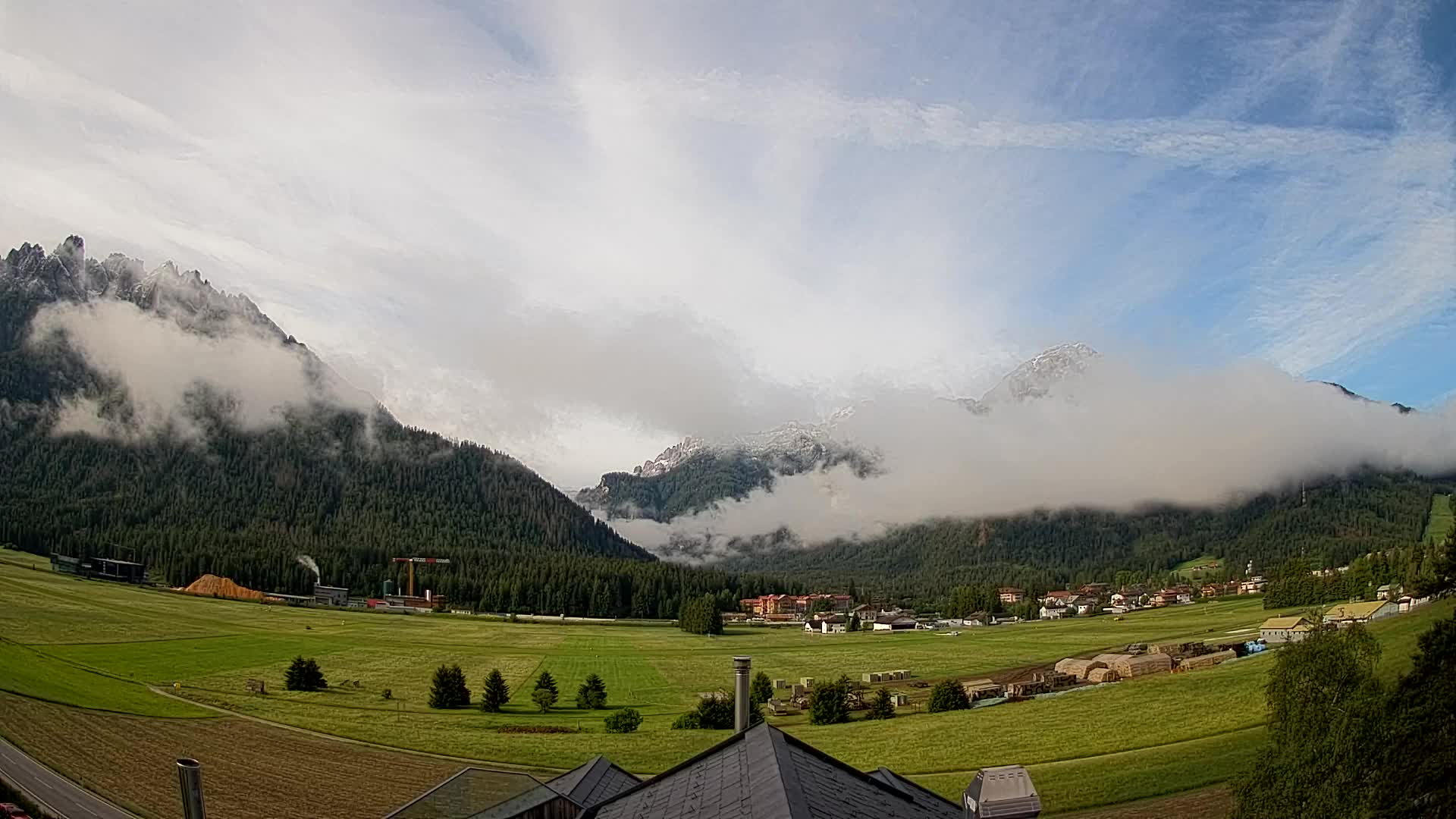 Webcam Toblach Dolomites – View from Hotel Rosengarten