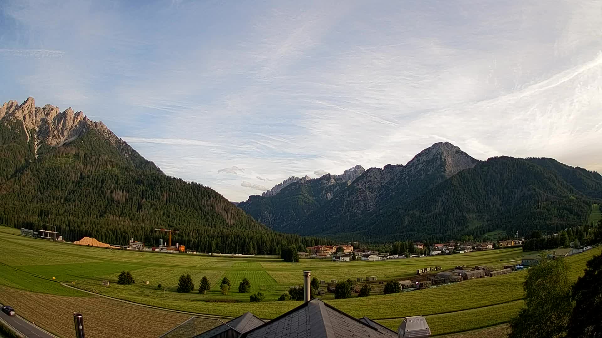 Spletna kamera Toblach Dolomiti – Pogled iz hotela Rosengarten