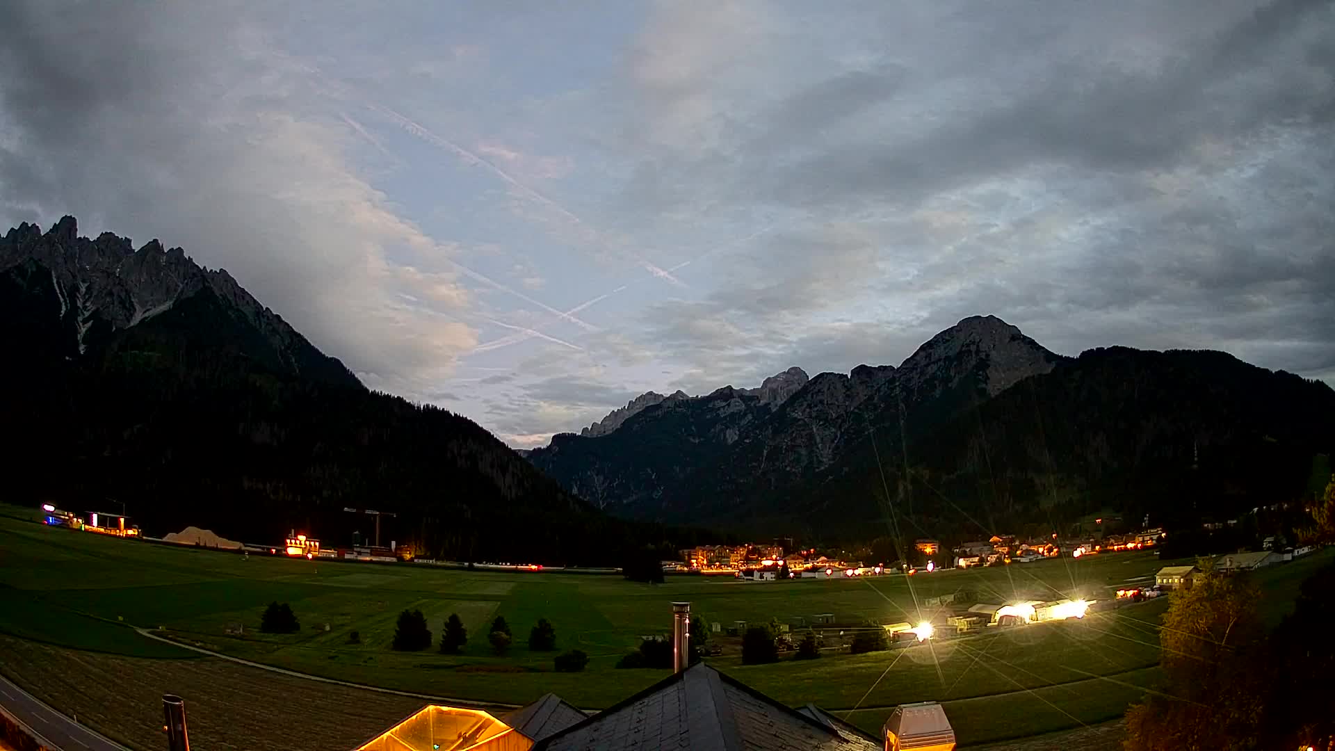 Spletna kamera Toblach Dolomiti – Pogled iz hotela Rosengarten