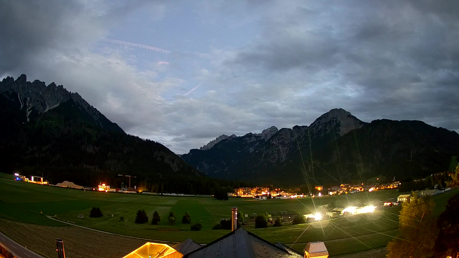 Webcam Toblach Dolomites – View from Hotel Rosengarten