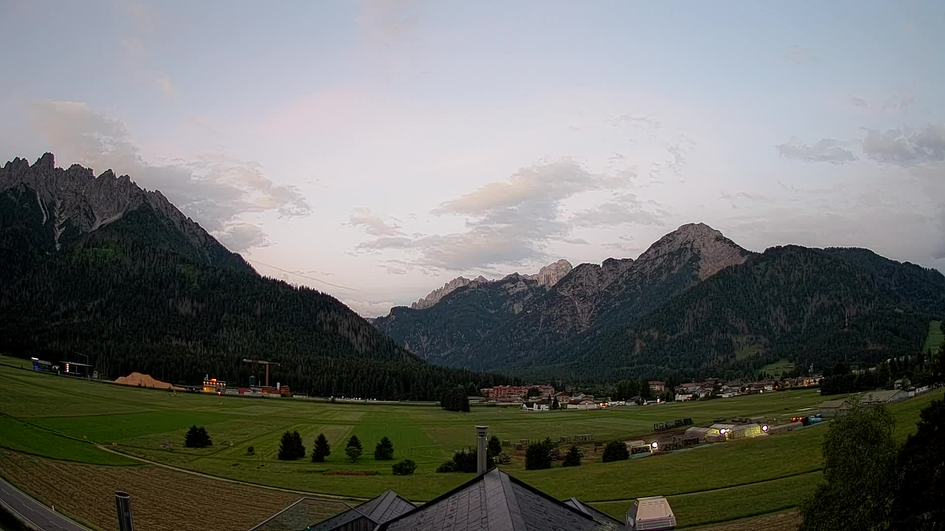Webcam Toblach Dolomites – View from Hotel Rosengarten