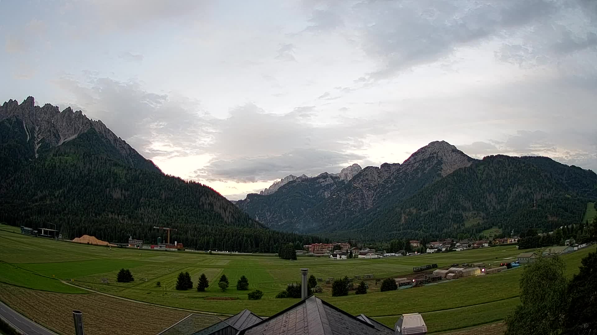 Webcam Dobbiaco Dolomiti – Vista dall’Hotel Rosengarten