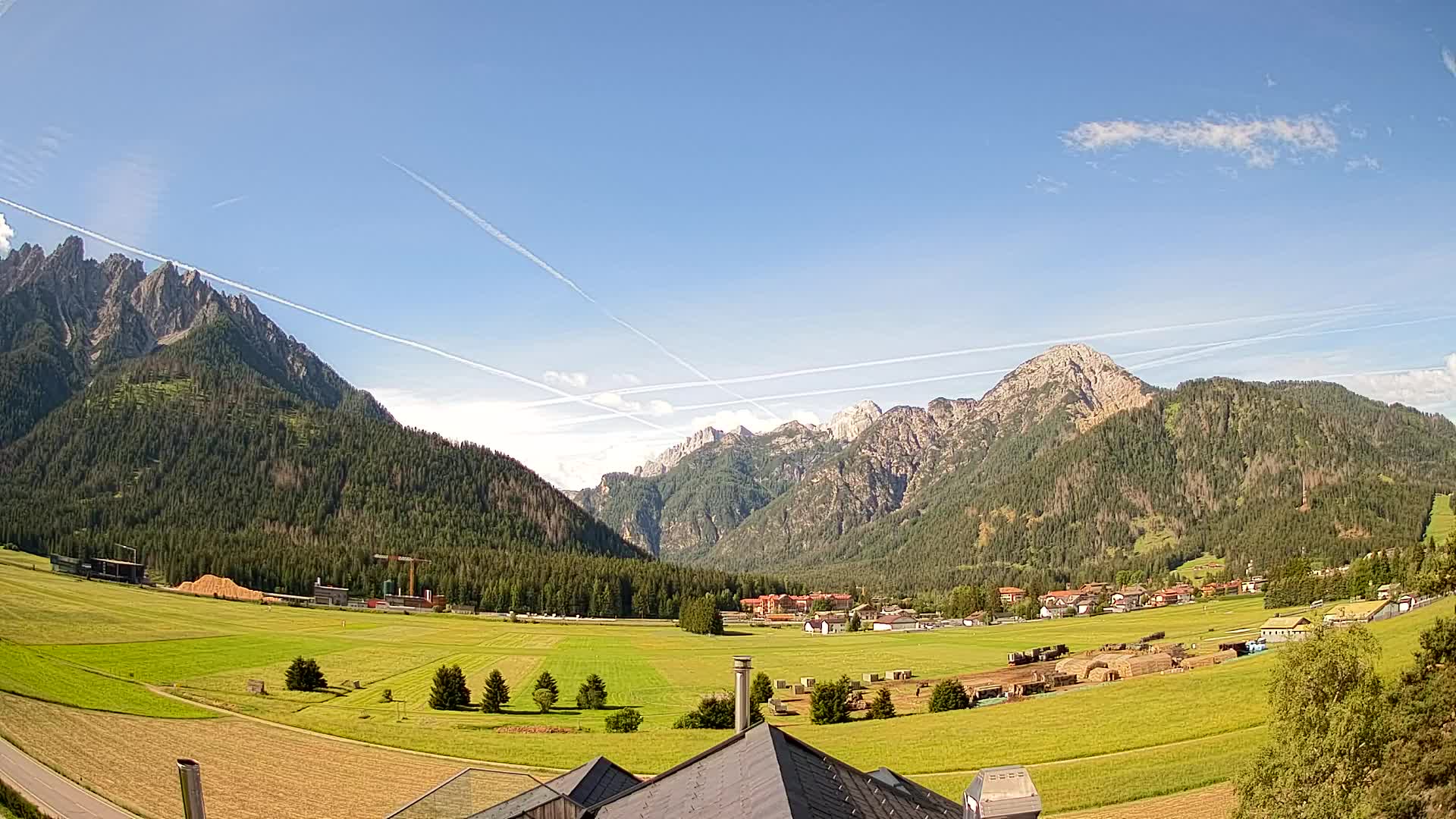 Webcam Toblach Dolomites – View from Hotel Rosengarten