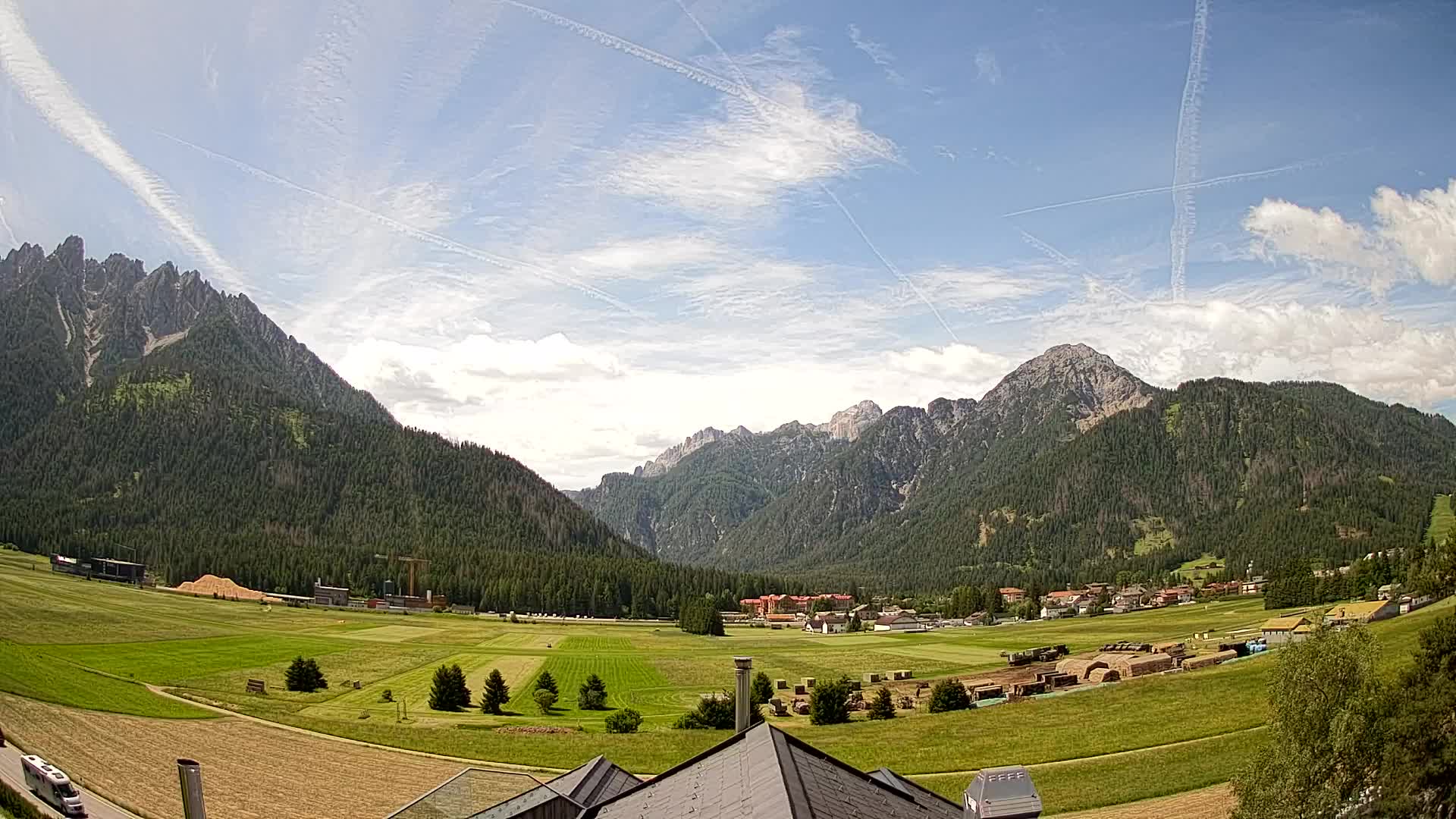 Webcam Toblach Dolomites – View from Hotel Rosengarten