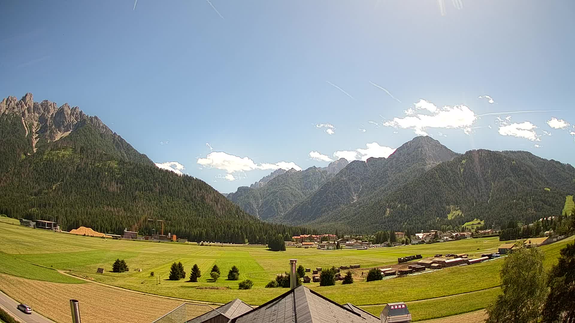Webcam Toblach Dolomites – View from Hotel Rosengarten