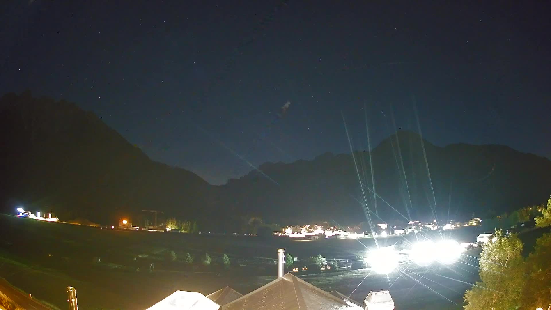 Web kamera Toblach Dolomiti – Pogled s Hotela Rosengarten