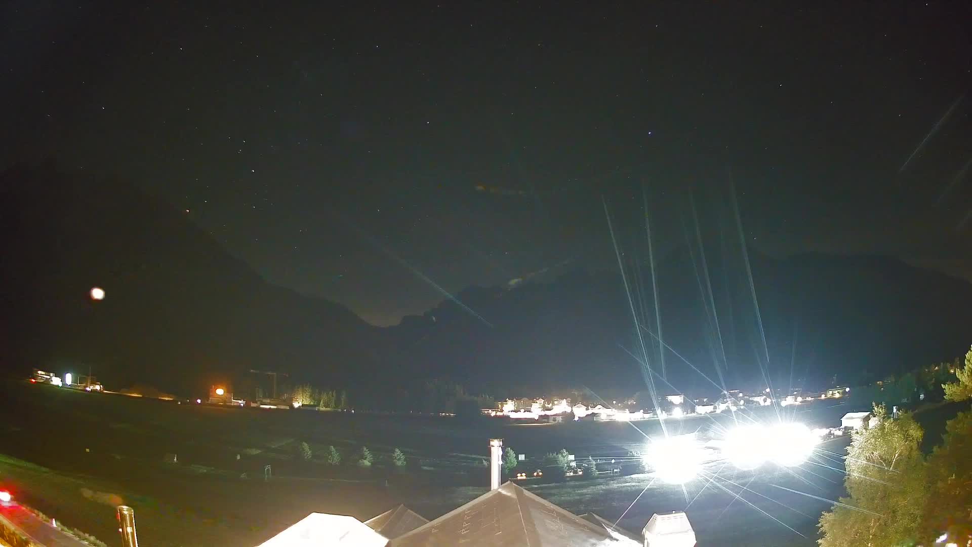 Web kamera Toblach Dolomiti – Pogled s Hotela Rosengarten
