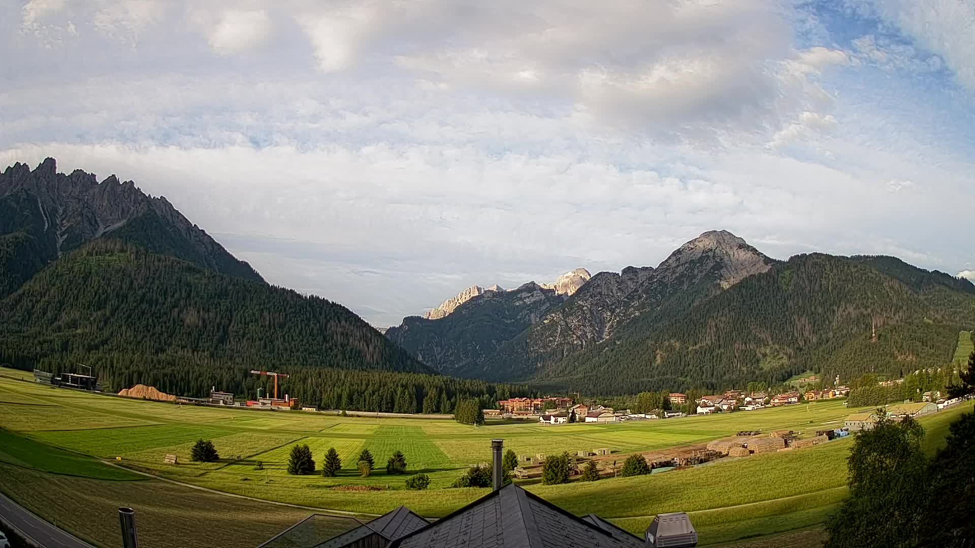 Webcam Dobbiaco Dolomiti – Vista dall’Hotel Rosengarten