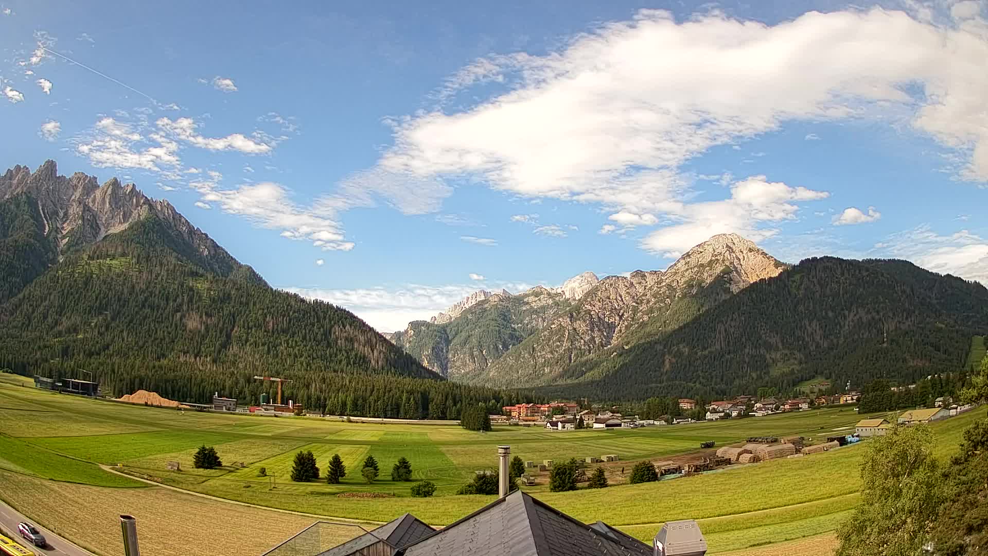 Webcam Toblach Dolomites – View from Hotel Rosengarten