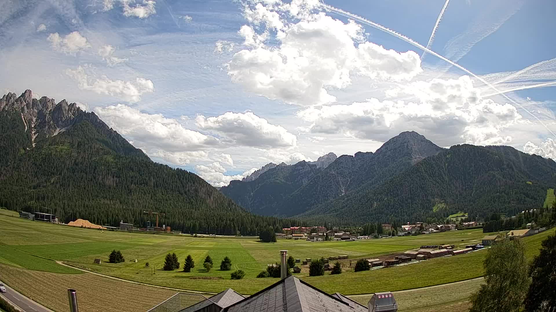 Web kamera Toblach Dolomiti – Pogled s Hotela Rosengarten