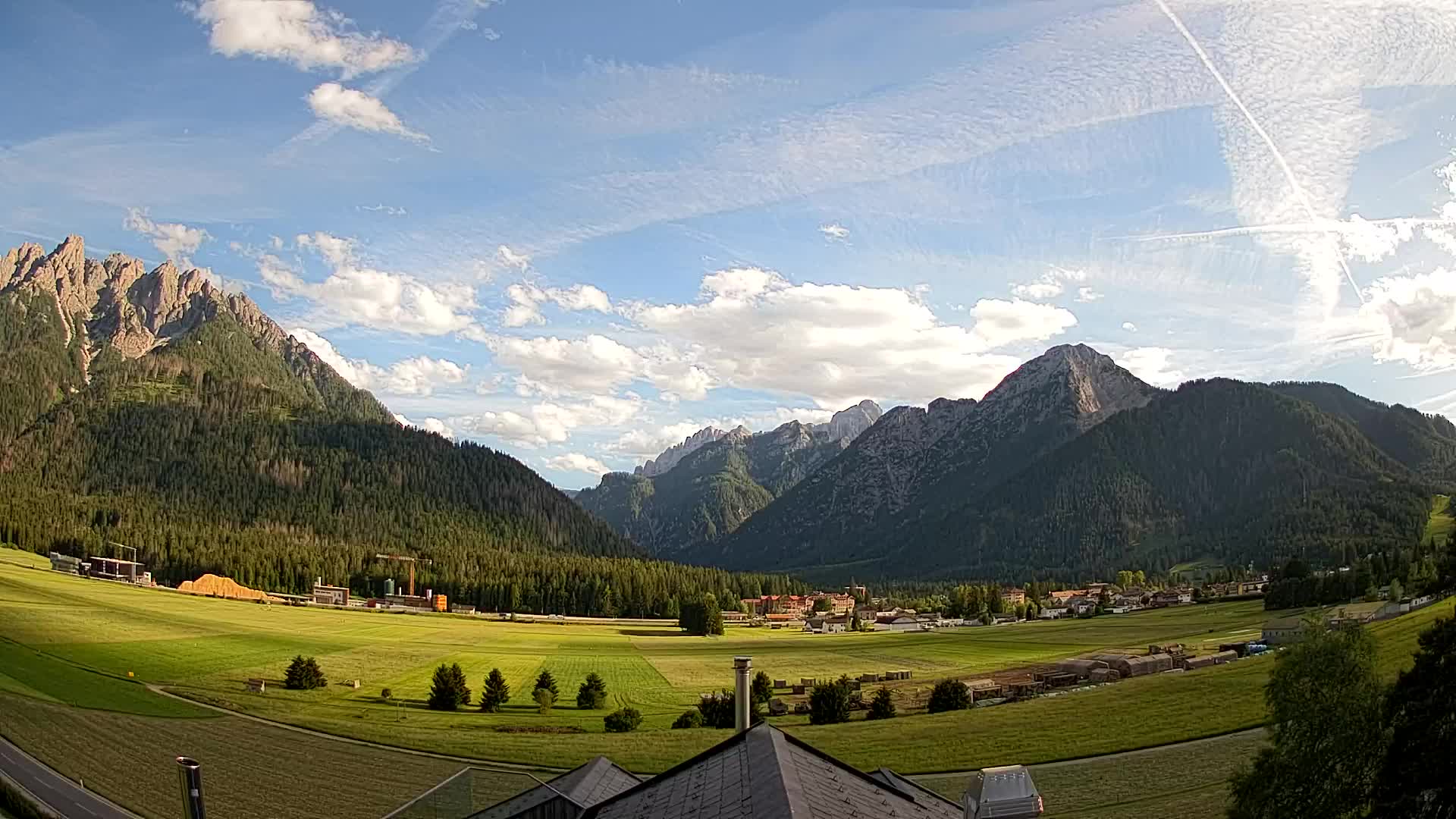 Webcam Toblach Dolomites – View from Hotel Rosengarten