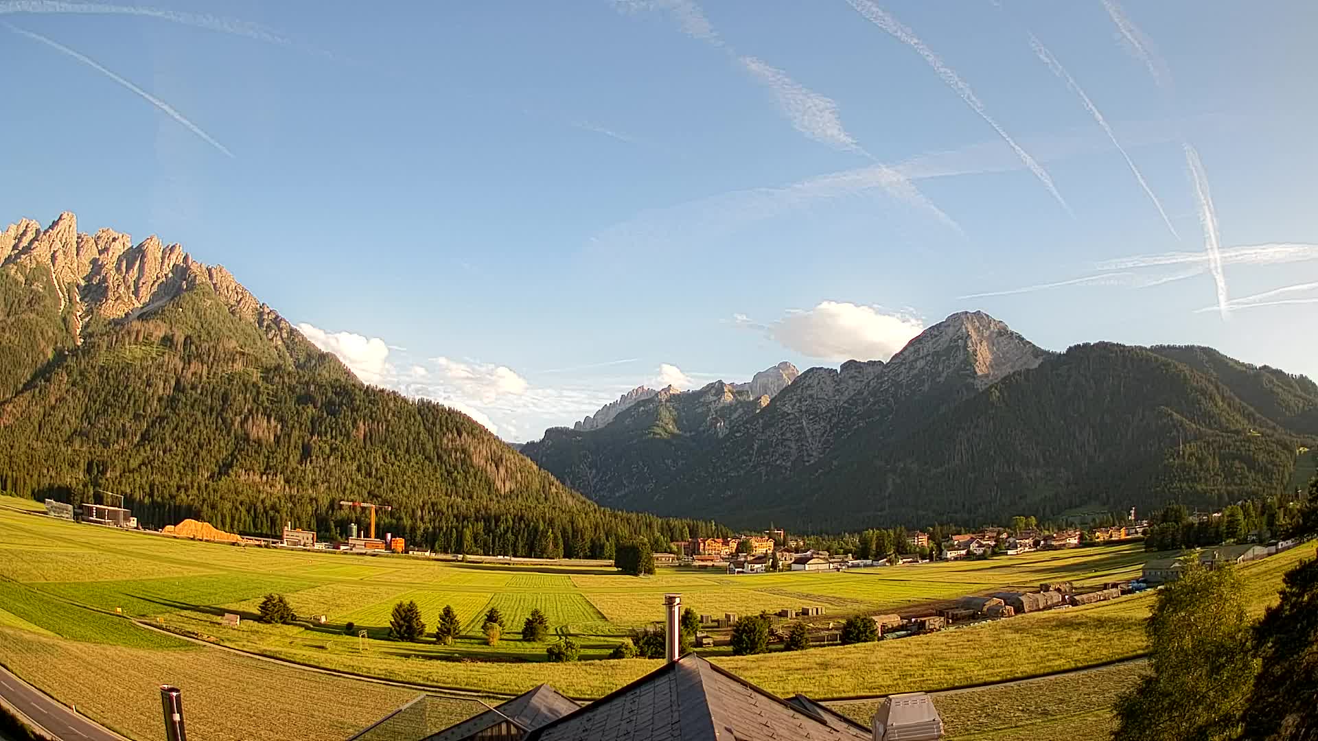 Webcam Toblach Dolomites – View from Hotel Rosengarten