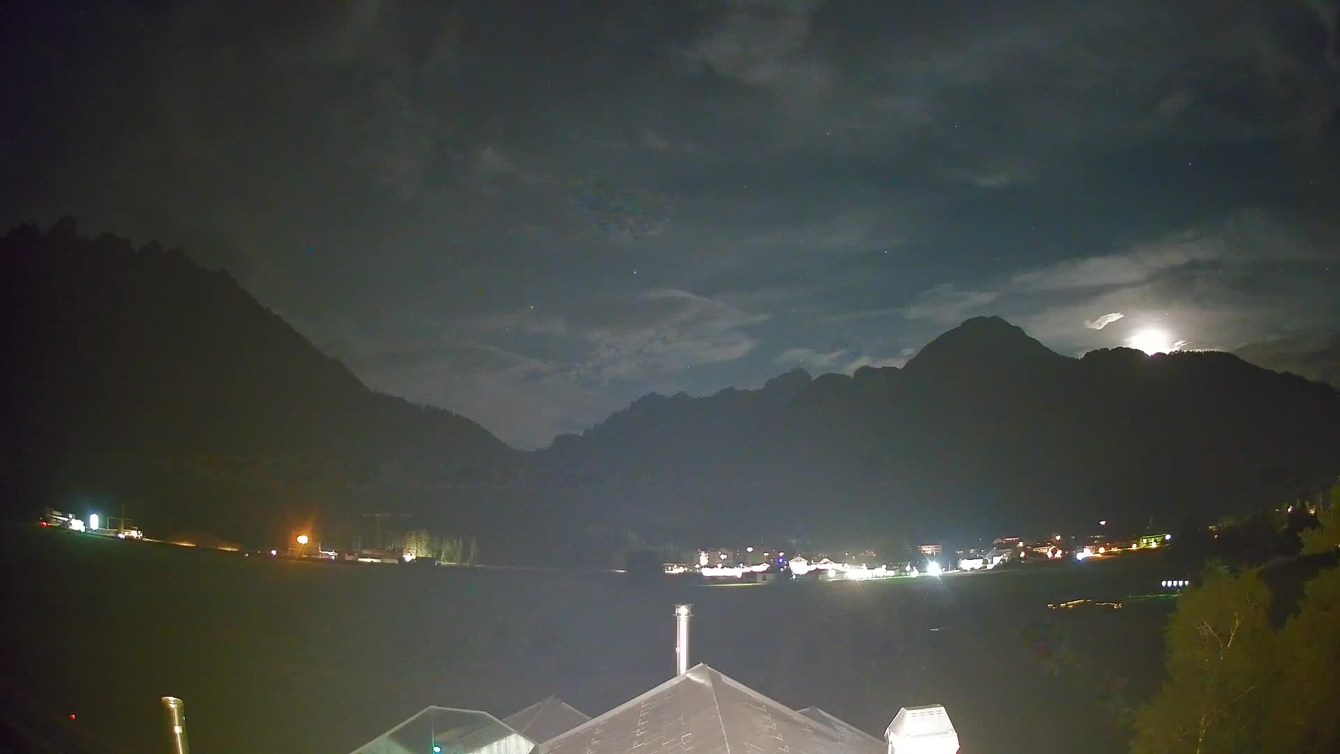 Webcam Toblach Dolomites – View from Hotel Rosengarten