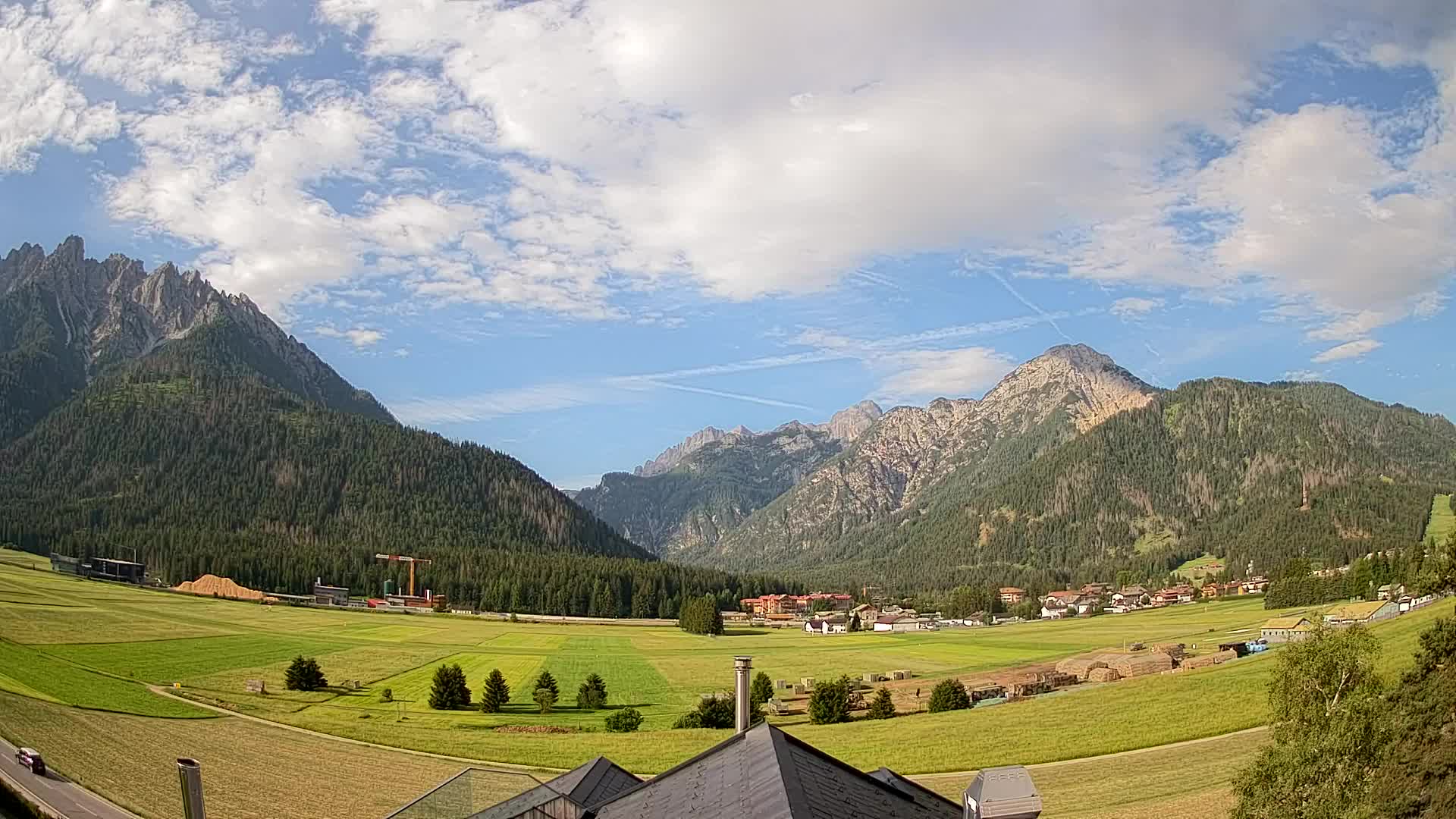 Webcam Toblach Dolomites – View from Hotel Rosengarten