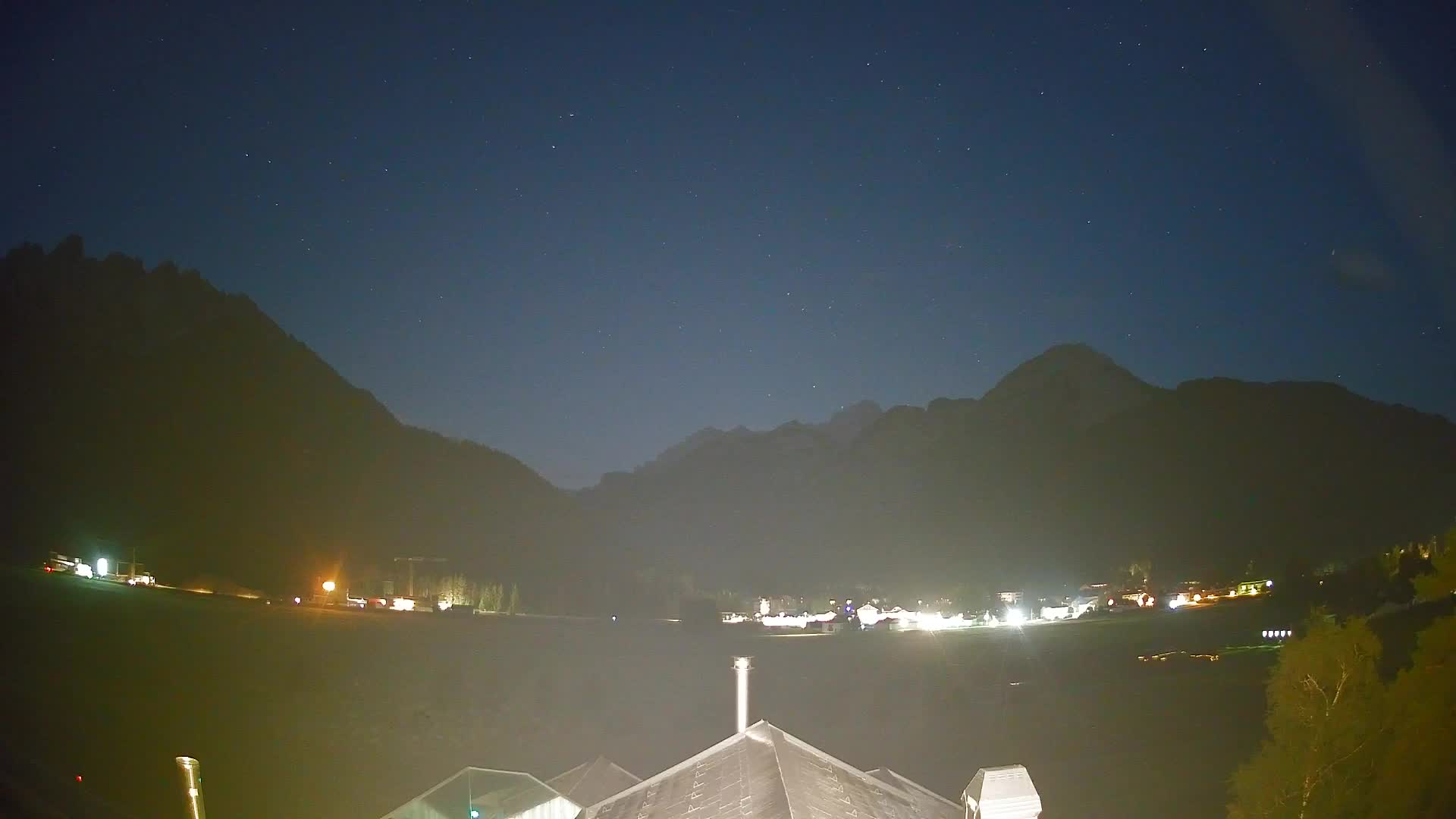 Webcam Toblach Dolomites – View from Hotel Rosengarten