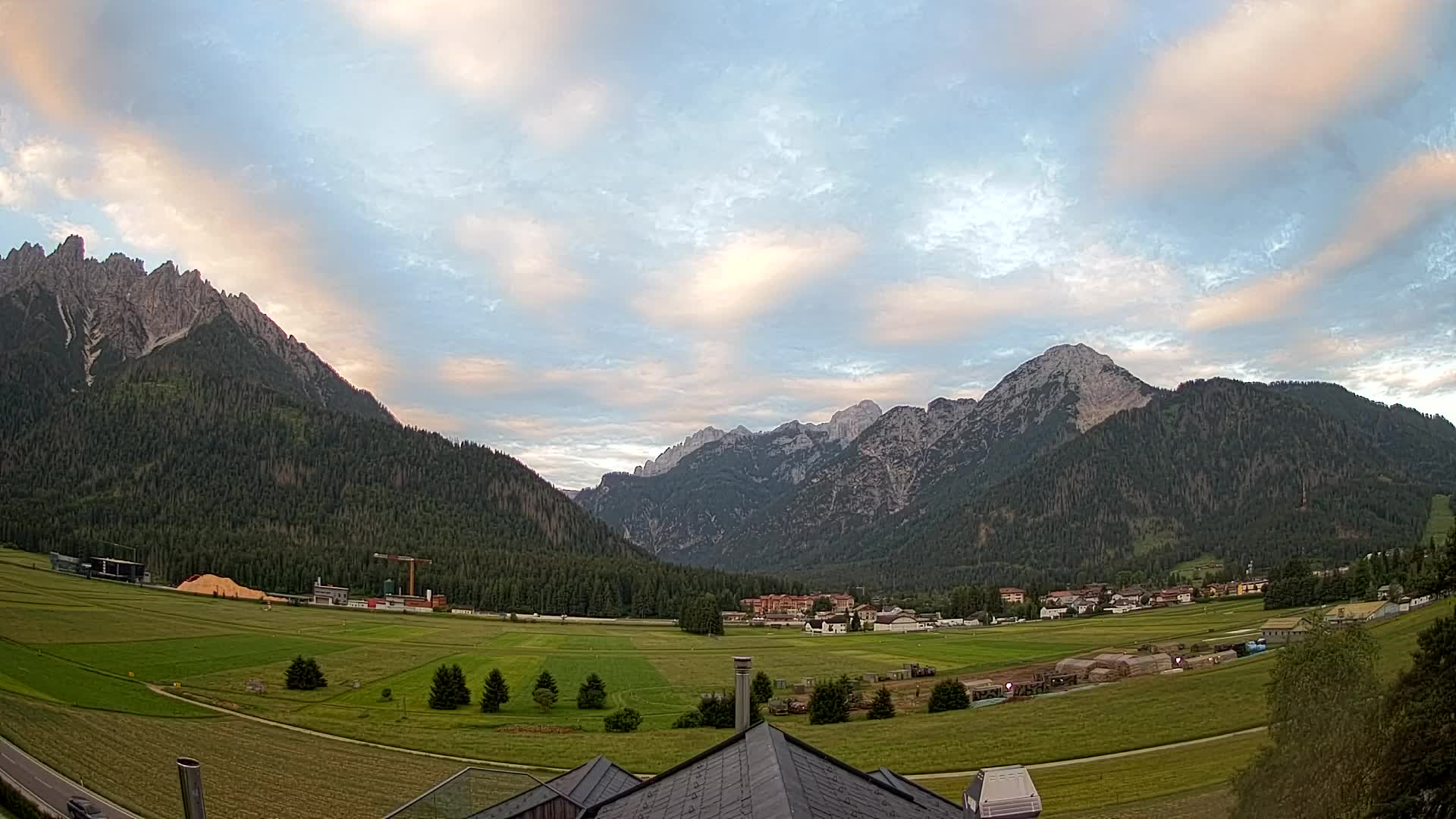 Webcam Toblach Dolomites – View from Hotel Rosengarten