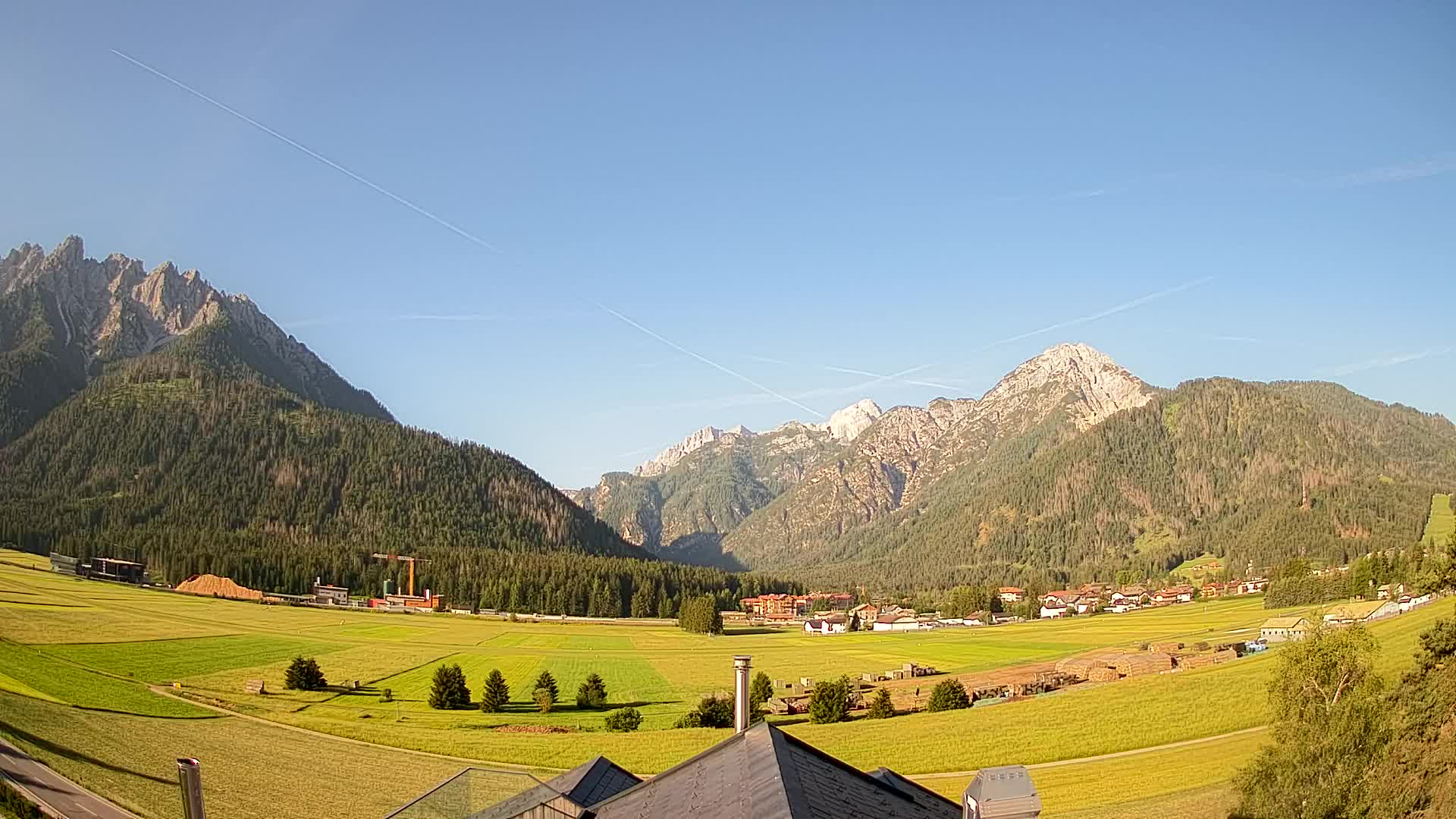 Webcam Toblach Dolomites – View from Hotel Rosengarten