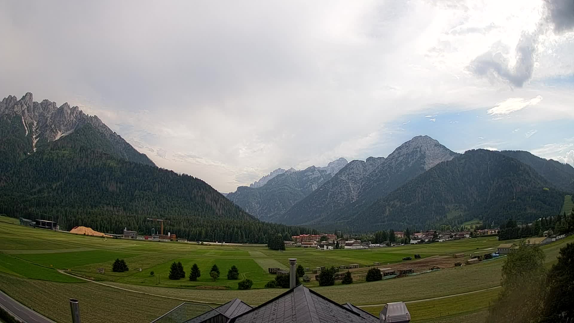 Webcam Dobbiaco Dolomiti – Vista dall’Hotel Rosengarten