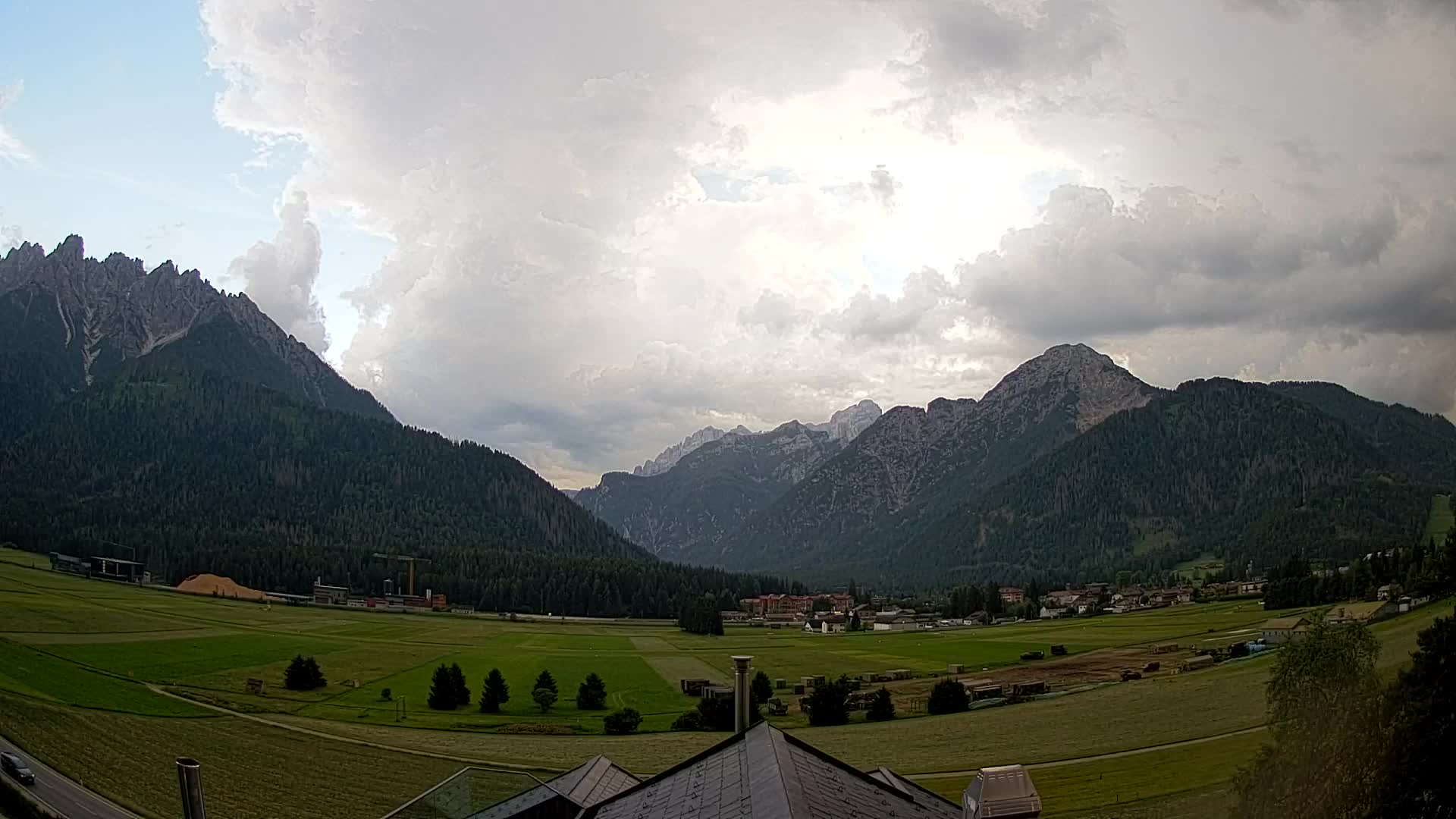 Webcam Dobbiaco Dolomiti – Vista dall’Hotel Rosengarten