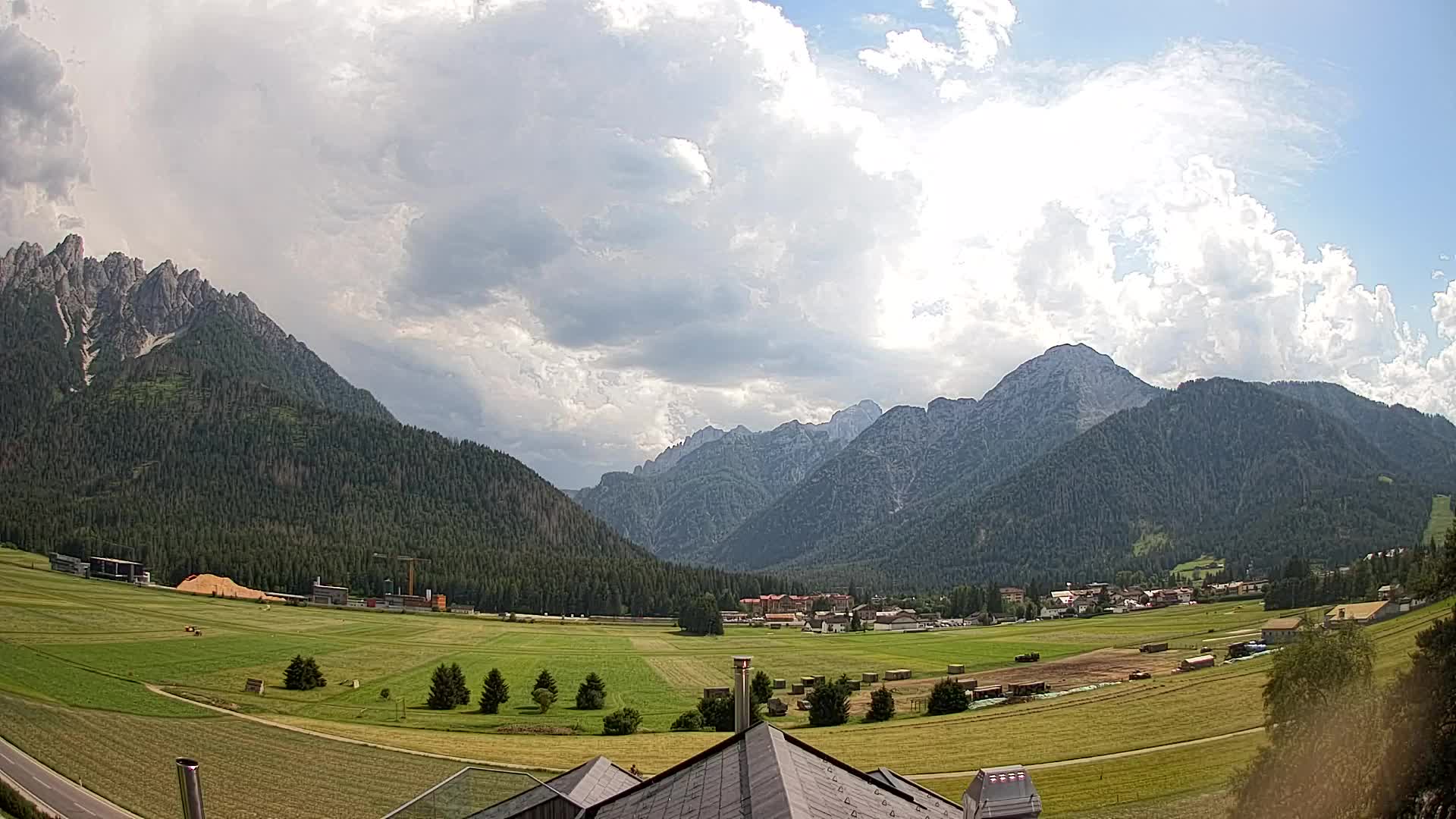 Webcam Dobbiaco Dolomiti – Vista dall’Hotel Rosengarten