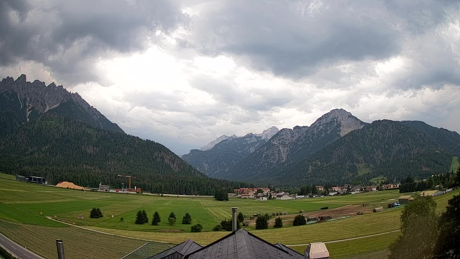 Webcam Dobbiaco Dolomiti – Vista dall’Hotel Rosengarten