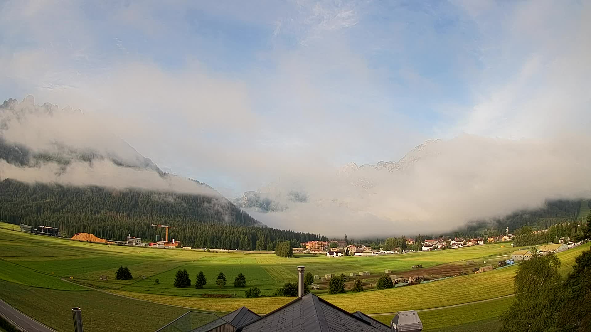 Webcam Toblach Dolomites – View from Hotel Rosengarten