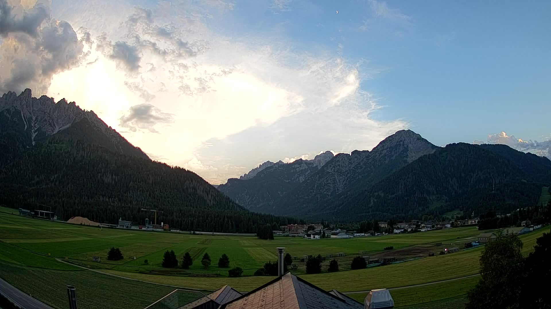 Webcam Dobbiaco Dolomiti – Vista dall’Hotel Rosengarten