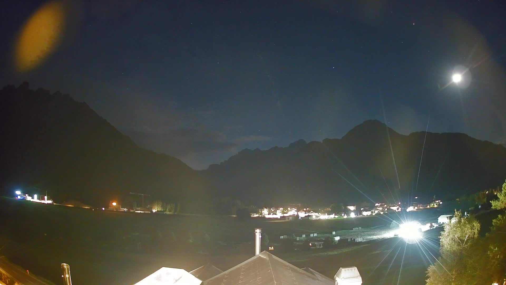 Spletna kamera Toblach Dolomiti – Pogled iz hotela Rosengarten