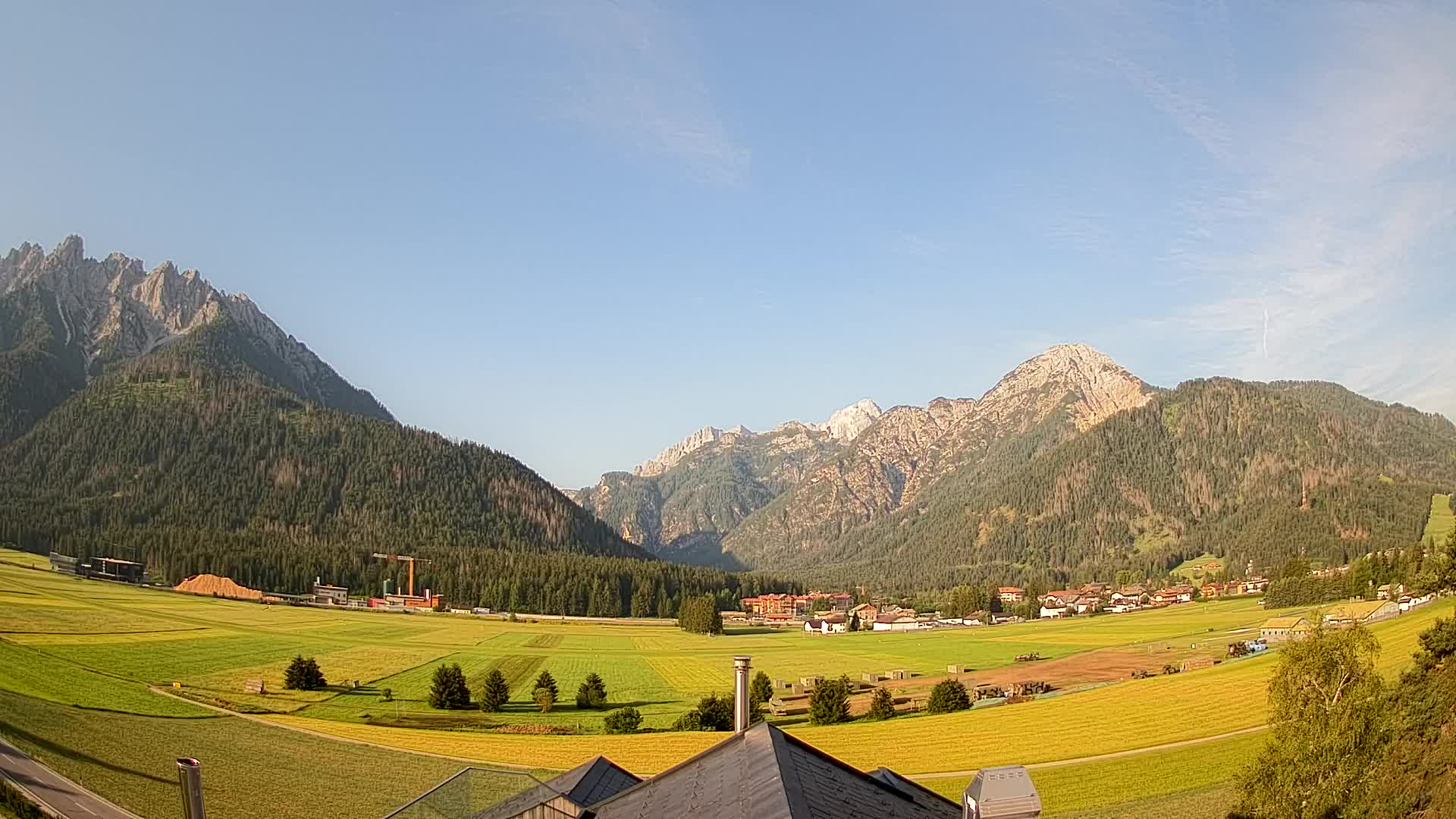 Webcam Toblach Dolomites – View from Hotel Rosengarten