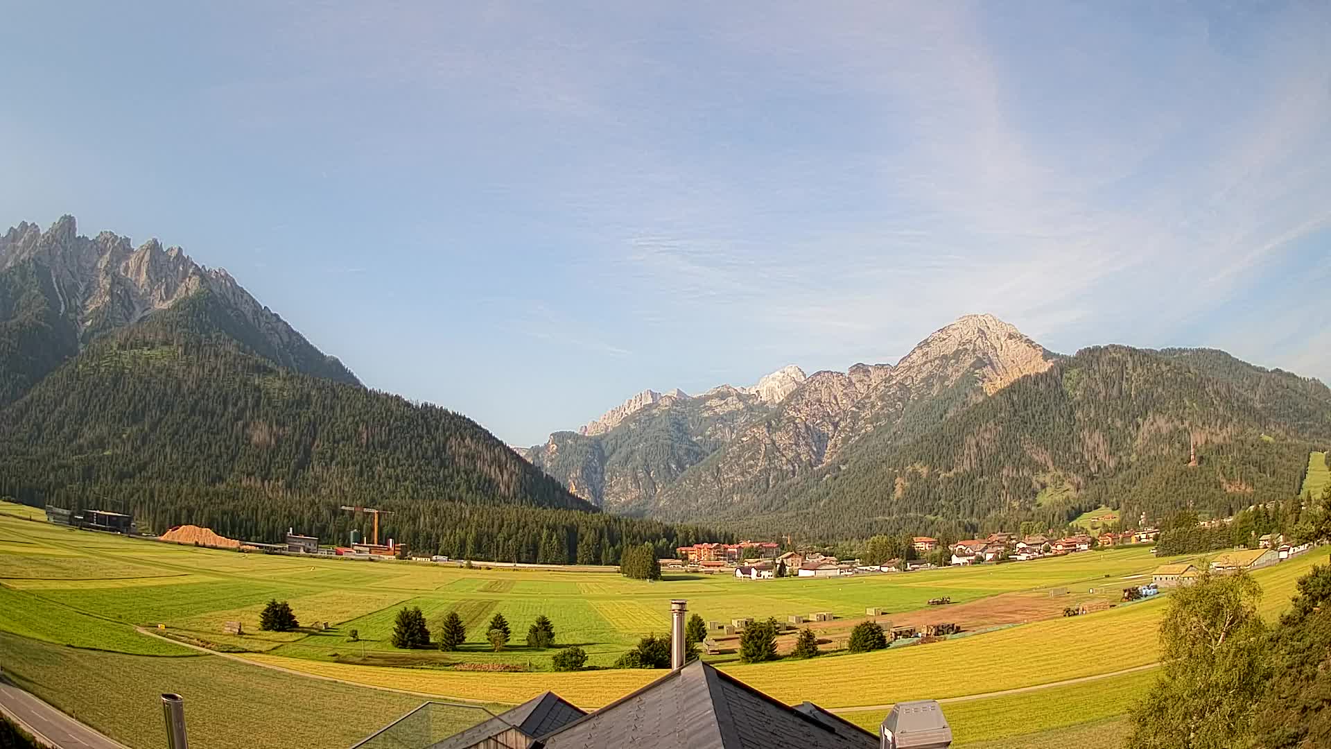 Webcam Toblach Dolomites – View from Hotel Rosengarten