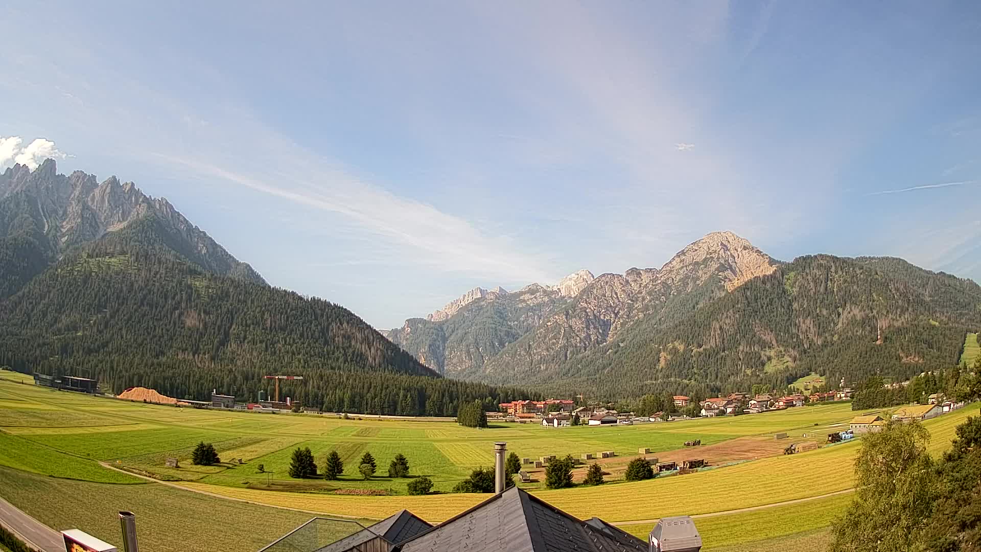 Webcam Toblach Dolomites – View from Hotel Rosengarten