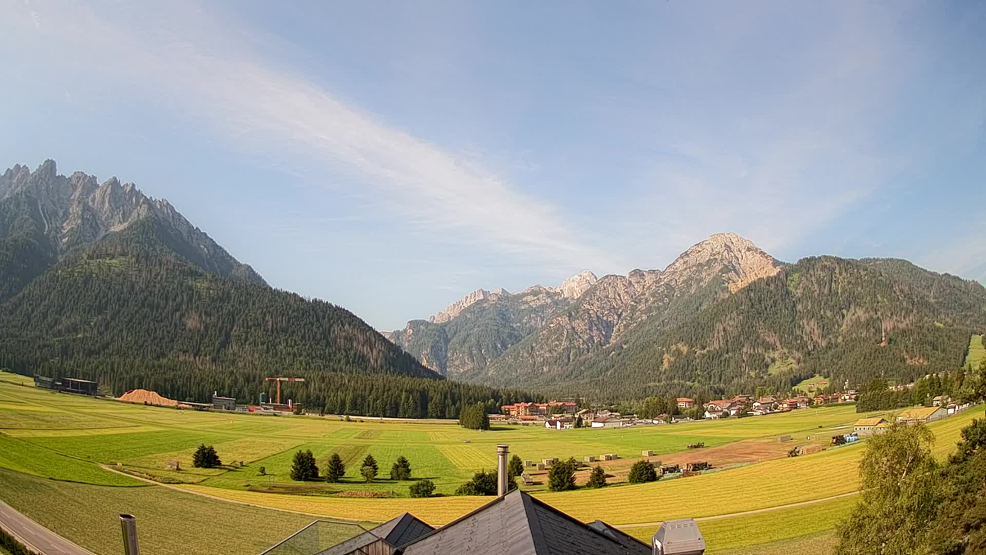 Webcam Toblach Dolomites – View from Hotel Rosengarten