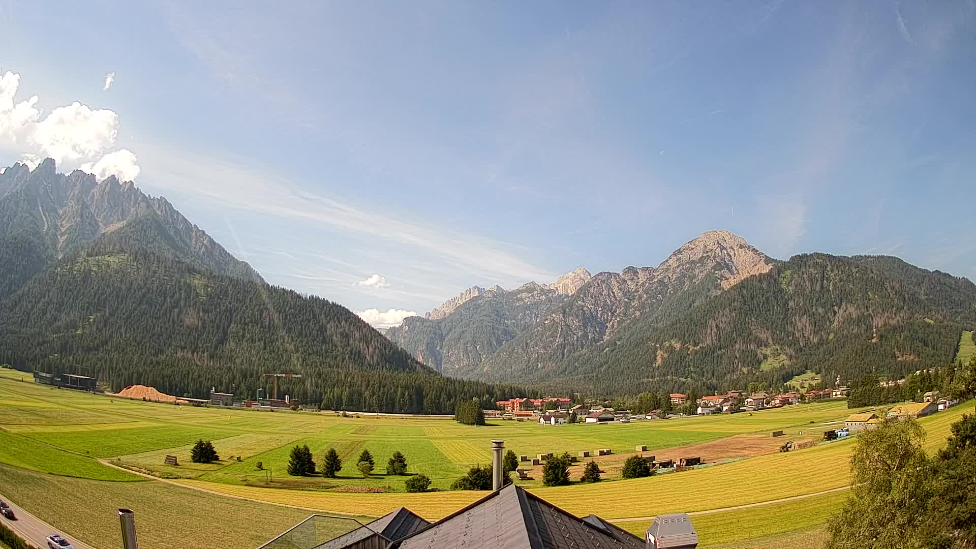 Webcam Toblach Dolomites – View from Hotel Rosengarten