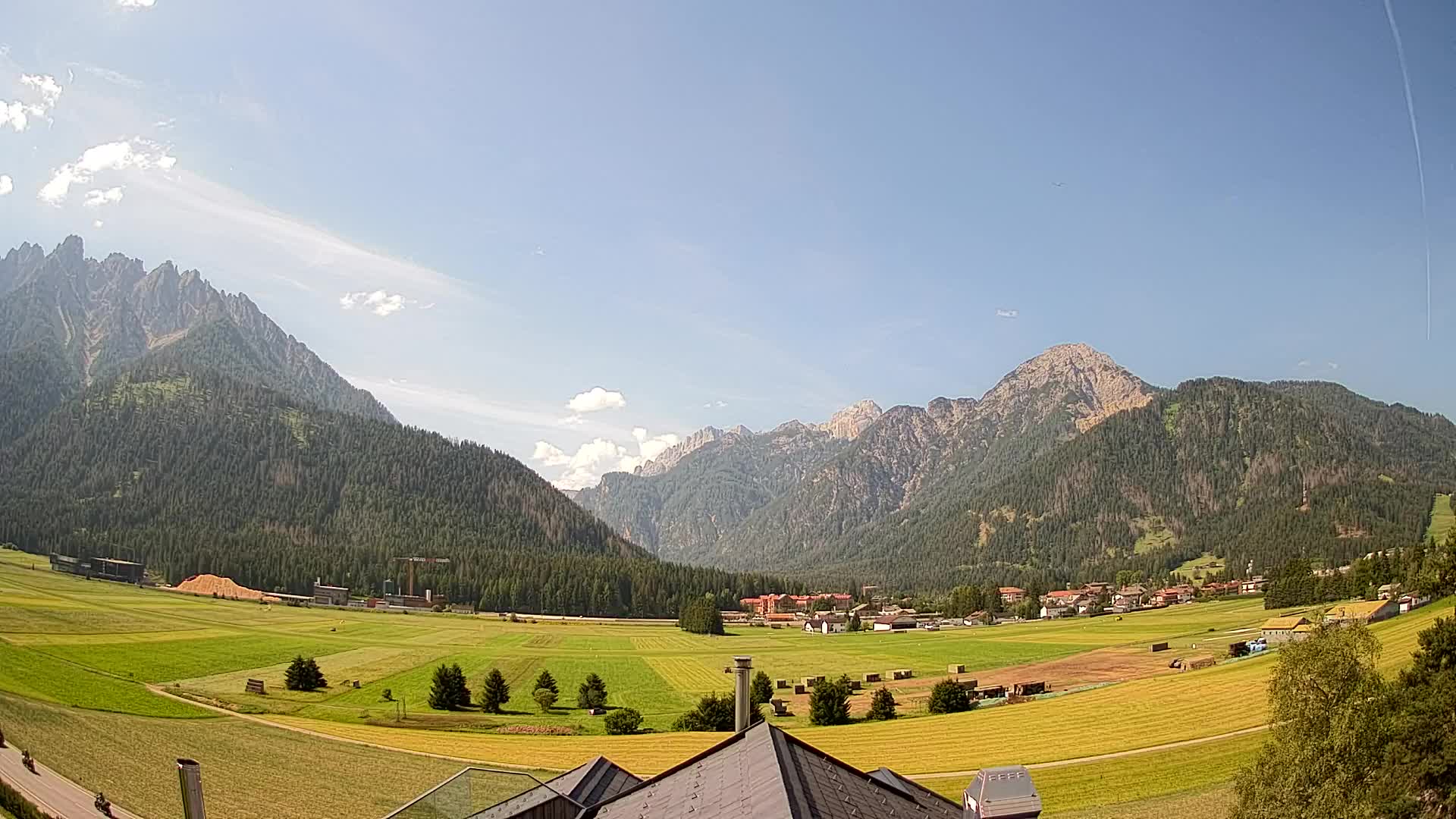 Webcam Toblach Dolomites – View from Hotel Rosengarten