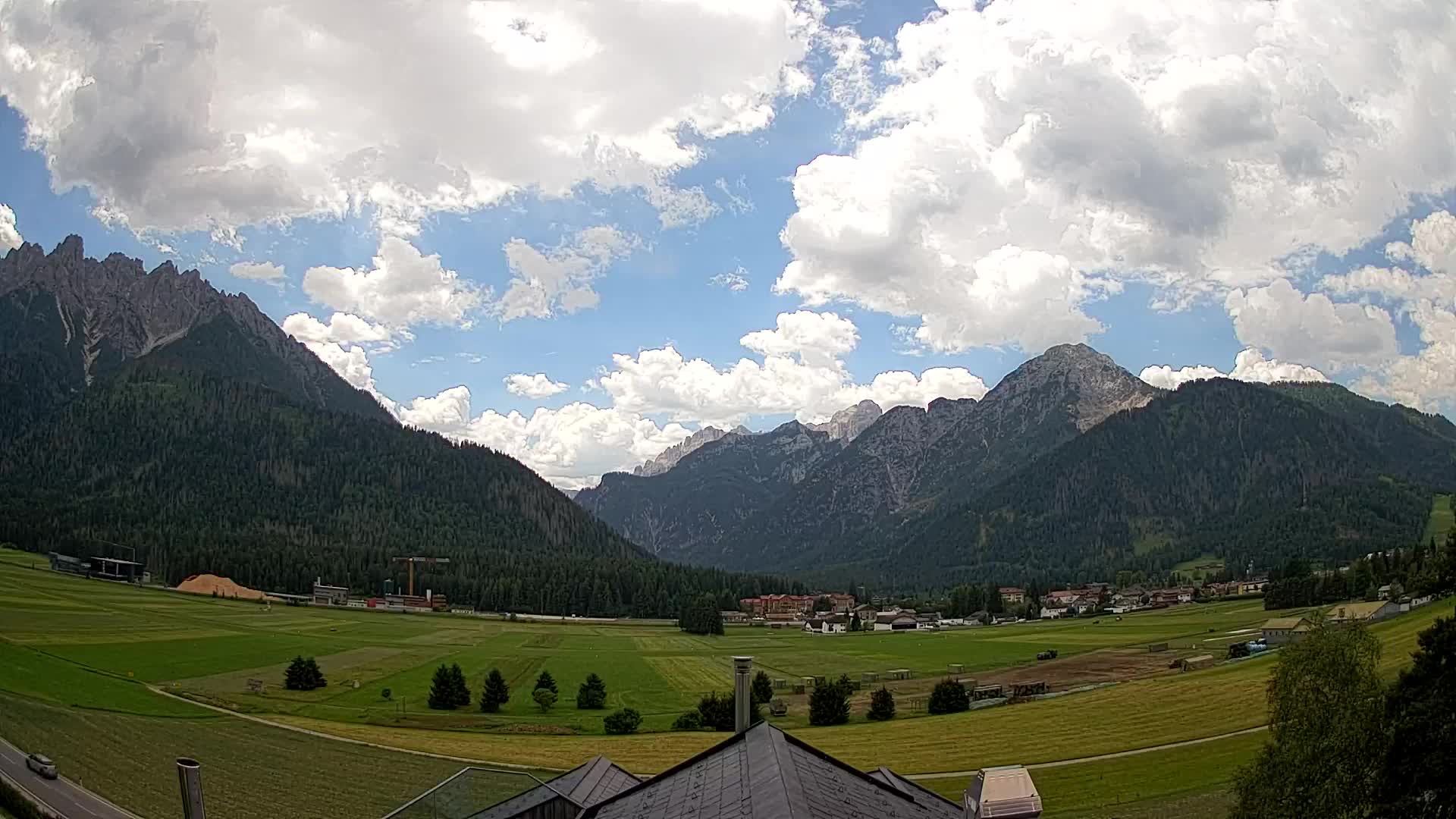 Web kamera Toblach Dolomiti – Pogled s Hotela Rosengarten