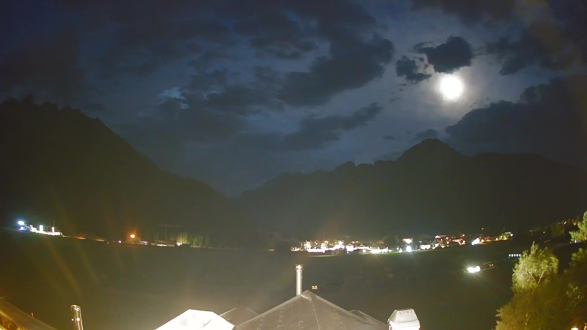 Webcam Dobbiaco Dolomiti – Vista dall’Hotel Rosengarten