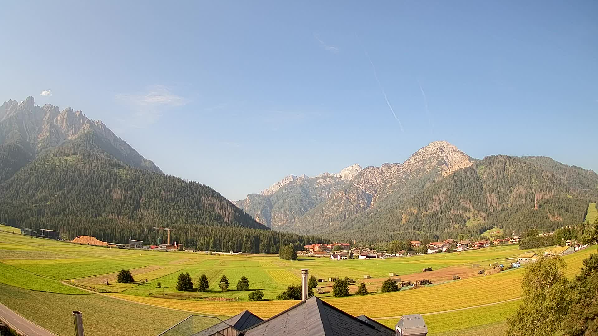 Web kamera Toblach Dolomiti – Pogled s Hotela Rosengarten