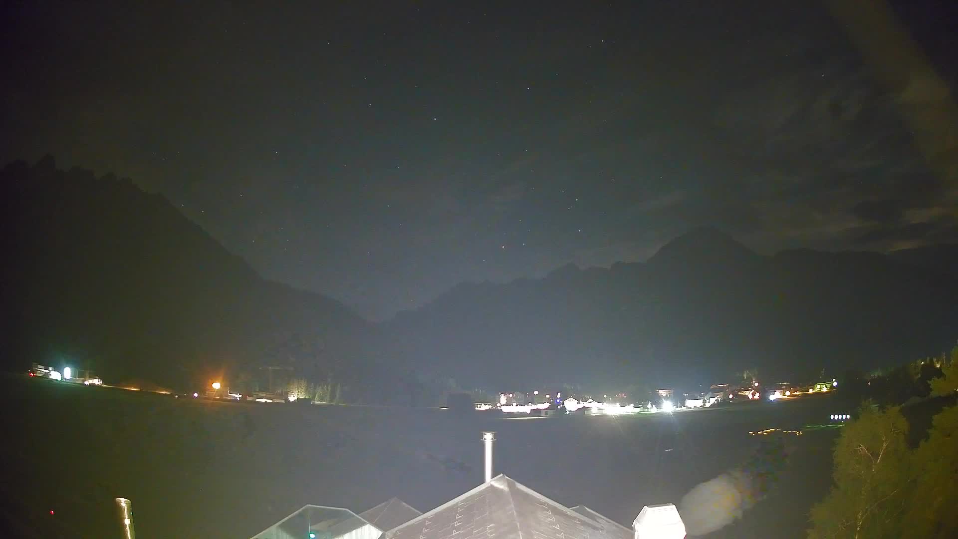 Web kamera Toblach Dolomiti – Pogled s Hotela Rosengarten