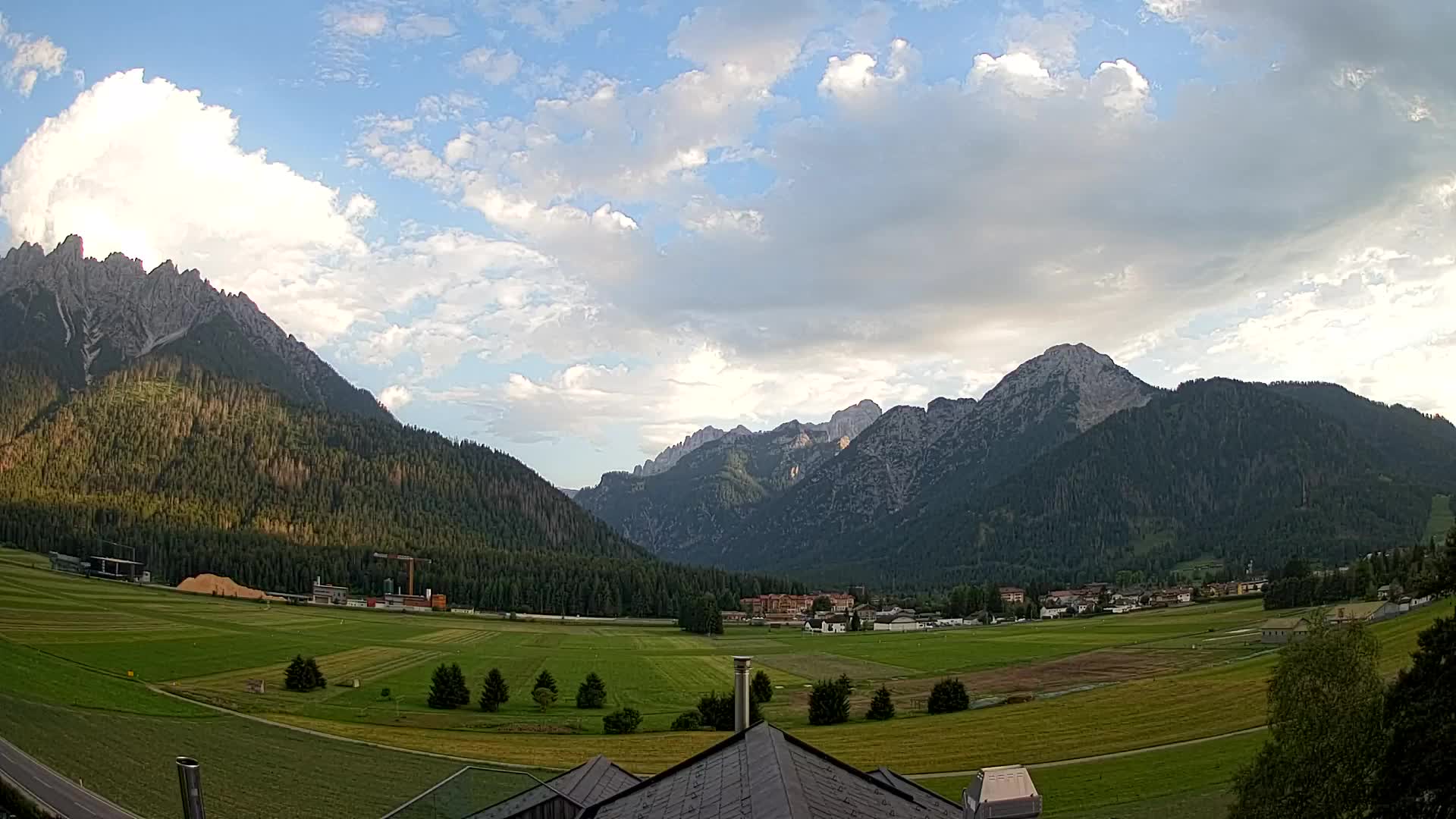 Webcam Dobbiaco Dolomiti – Vista dall’Hotel Rosengarten