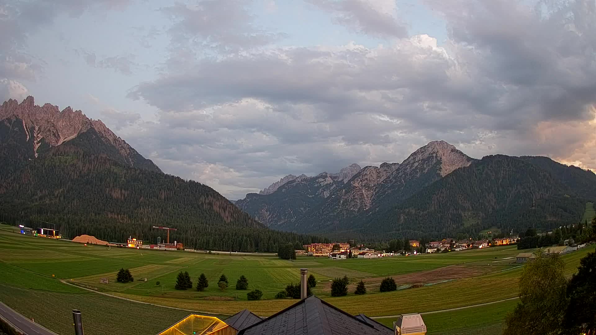 Webcam Dobbiaco Dolomiti – Vista dall’Hotel Rosengarten