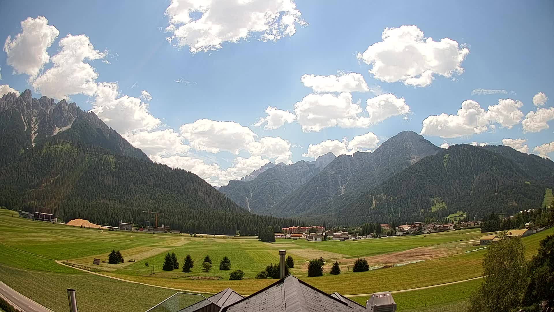 Webcam Dobbiaco Dolomiti – Vista dall’Hotel Rosengarten
