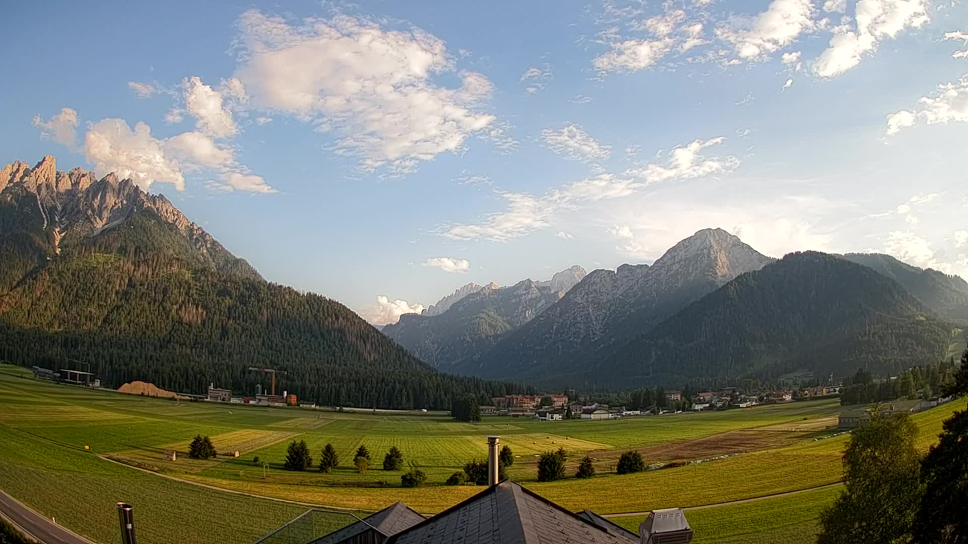 Webcam Dobbiaco Dolomiti – Vista dall’Hotel Rosengarten
